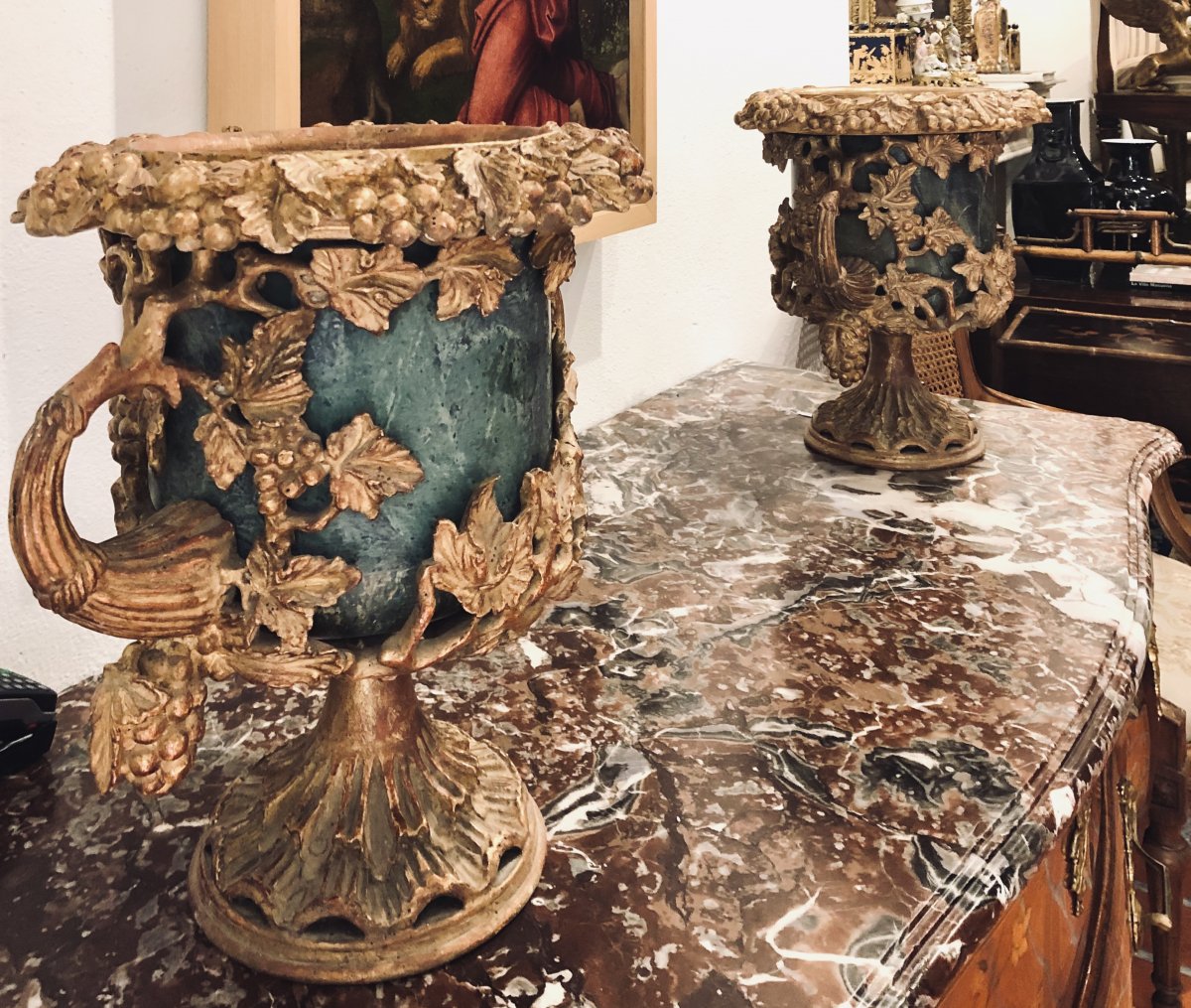 Paire De Vases En Marbre Et Bois Doré -photo-3