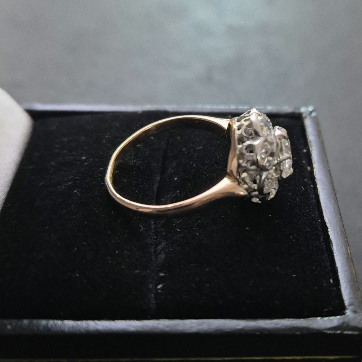 Marguerite Diamond Ring Early 20th-photo-3