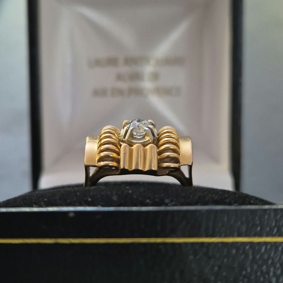 Pretty Tank Ring In Yellow Gold And Diamond-photo-2