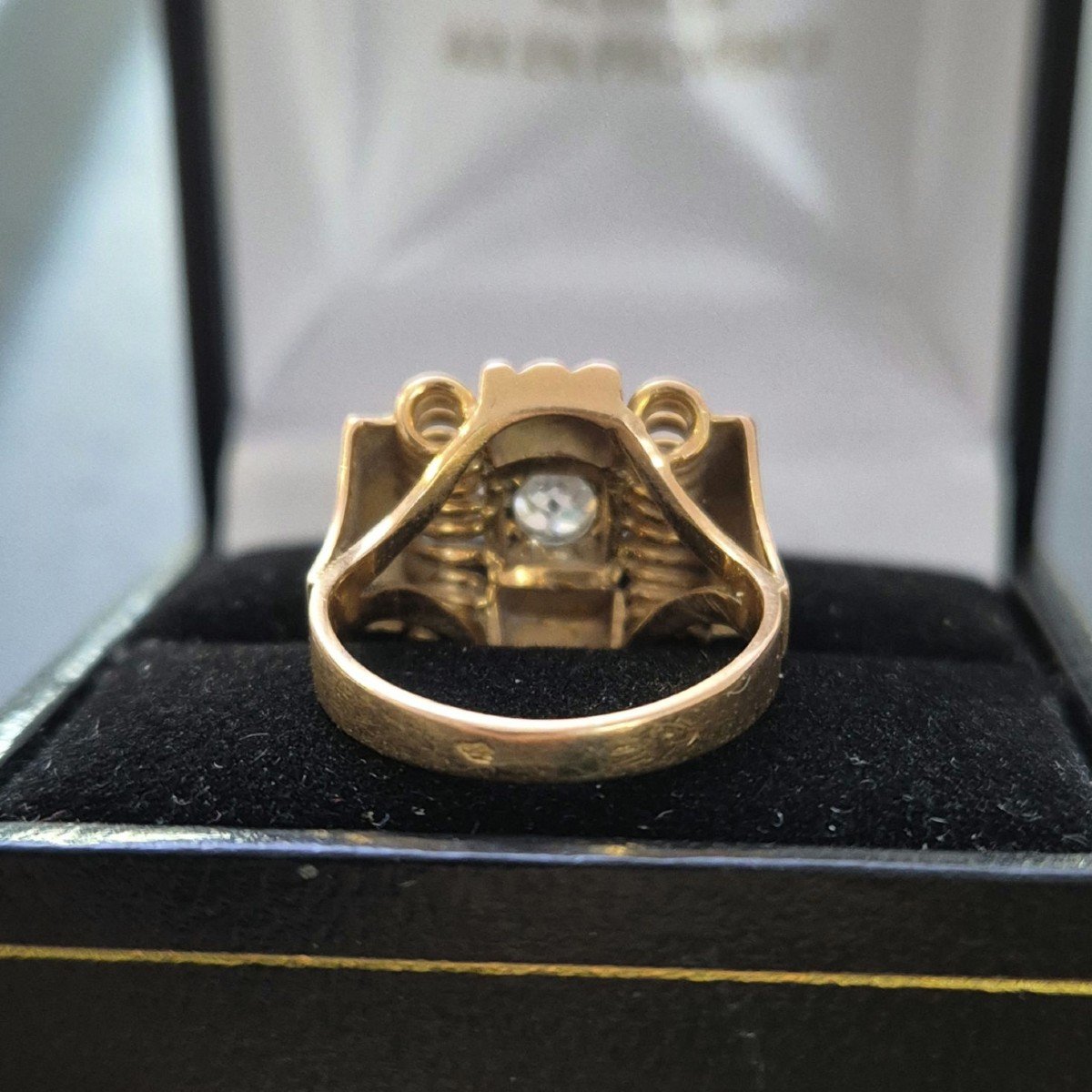 Pretty Tank Ring In Yellow Gold And Diamond-photo-4