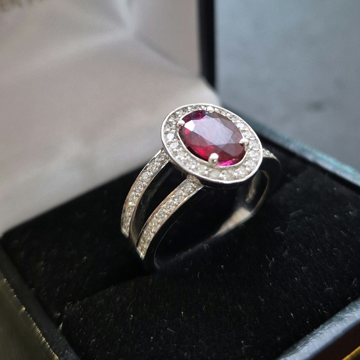 18kt White Gold Ruby Diamond Ring-photo-1