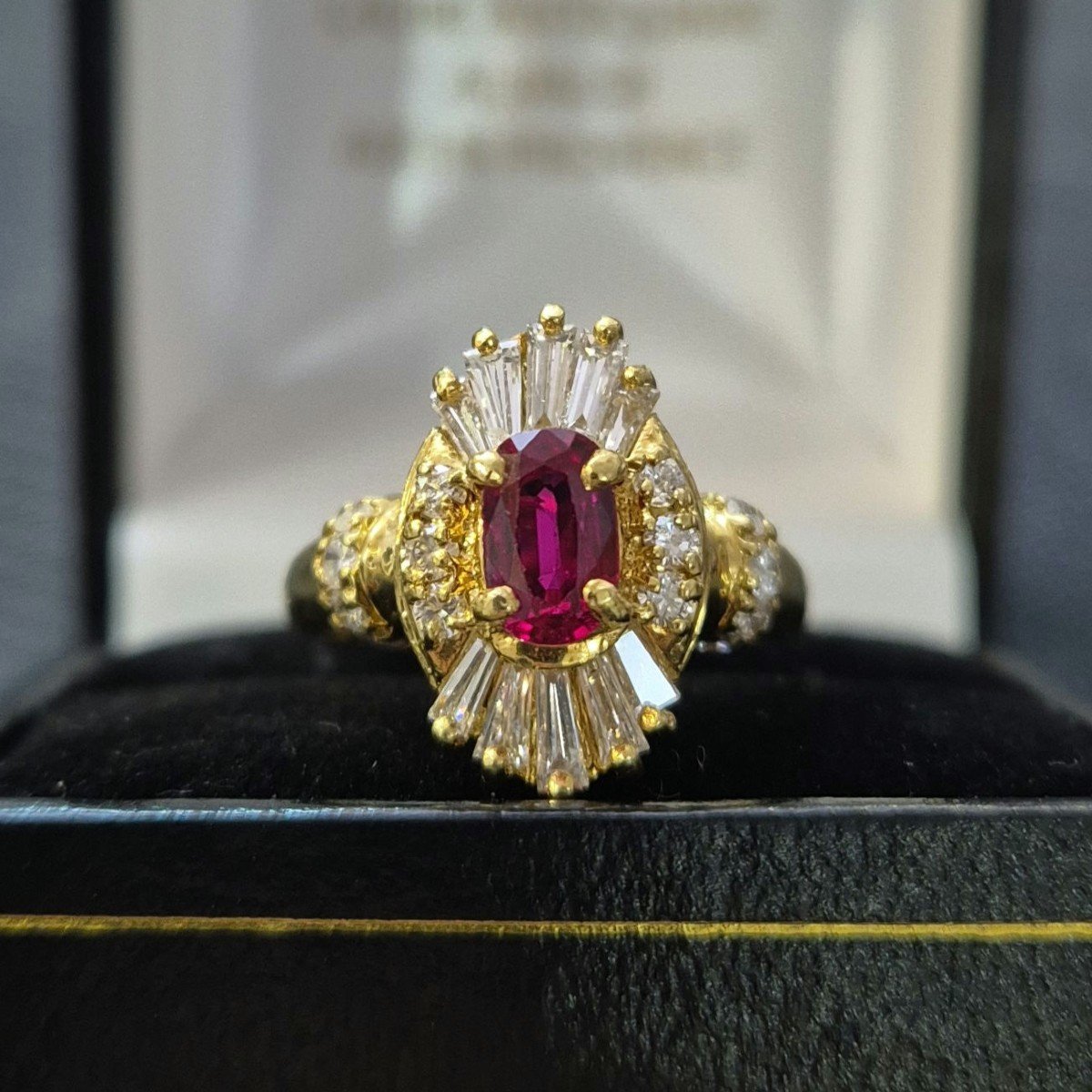 Bague Jupe Rubis Diamants Années 80