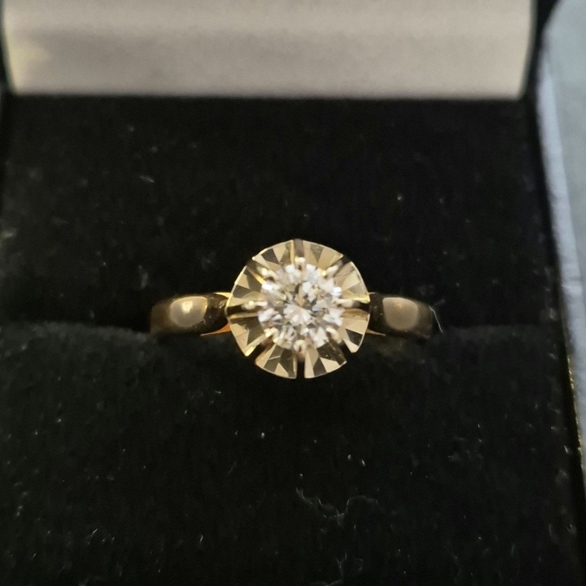 Art Deco Diamond Solitaire Ring