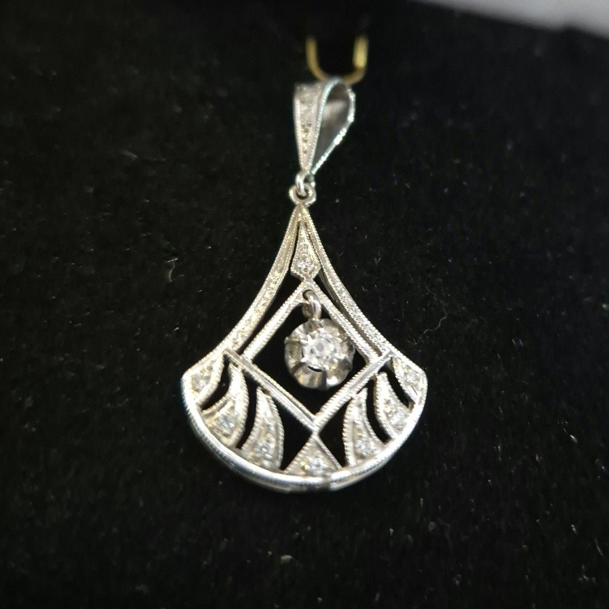 Art Deco Diamond Pendant-photo-3