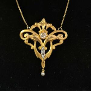 Yellow Gold Diamond Pearl Art Nouveau Pendant Late 19th Century