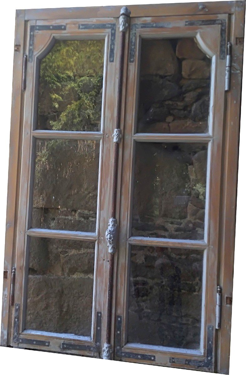 Two Old 19th Century Oak Windows Complete With Frame And Ironwork Doors