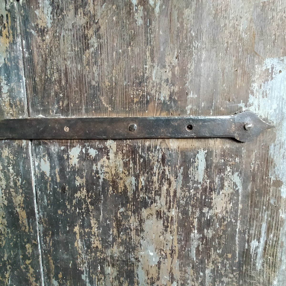 Antique Door From The 18th Century Woodwork-photo-3