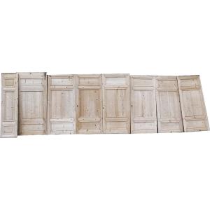 Eight Large Panels Of XIXth Woodwork Or 7.8m Linear Old Door Woodwork Doors