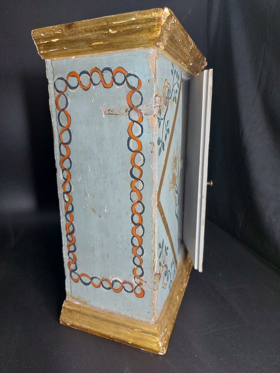 Late 18th Century Painted Cabinet-photo-1