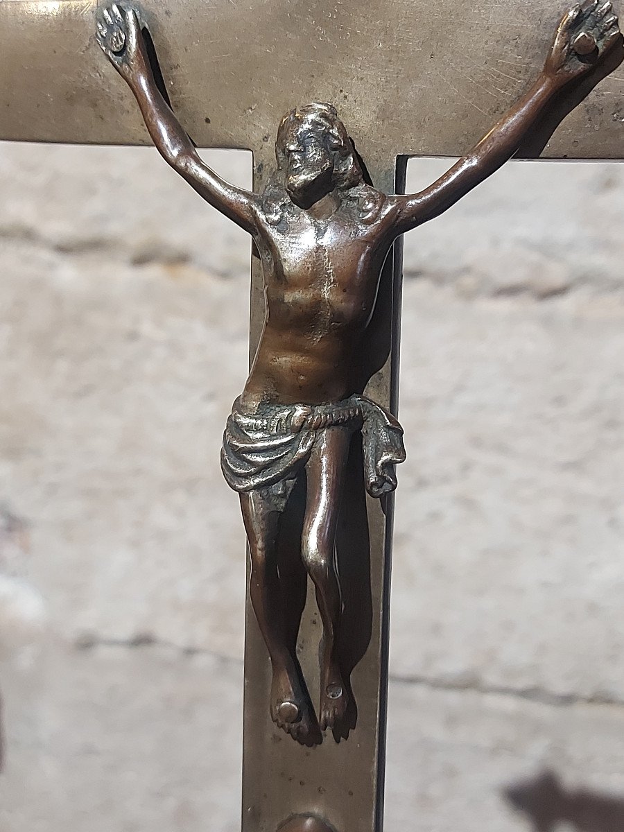 17th Century Bronze Altar Crucifix-photo-2