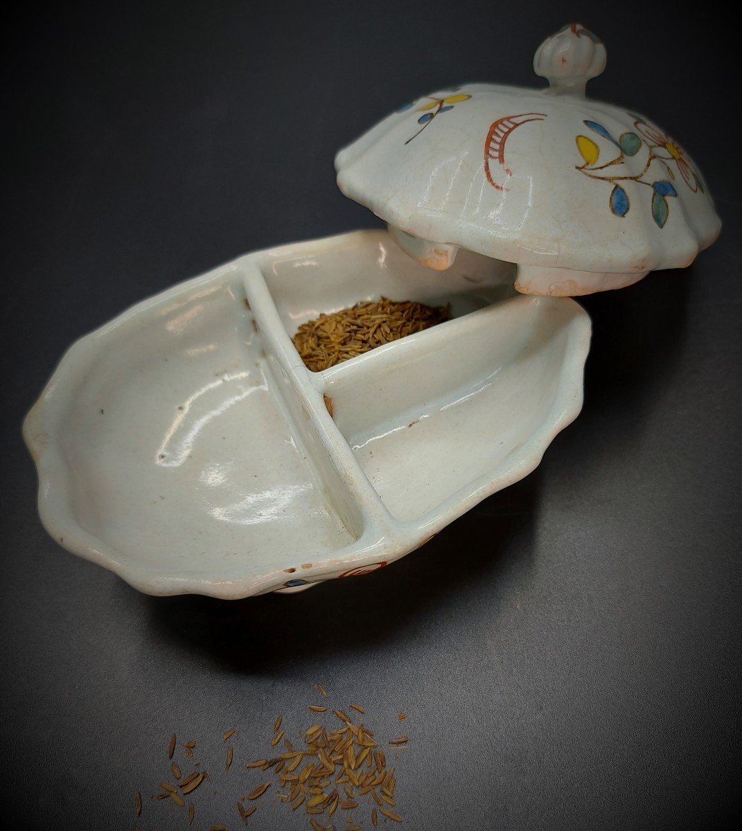 18th Century Earthenware Spice Box-photo-2