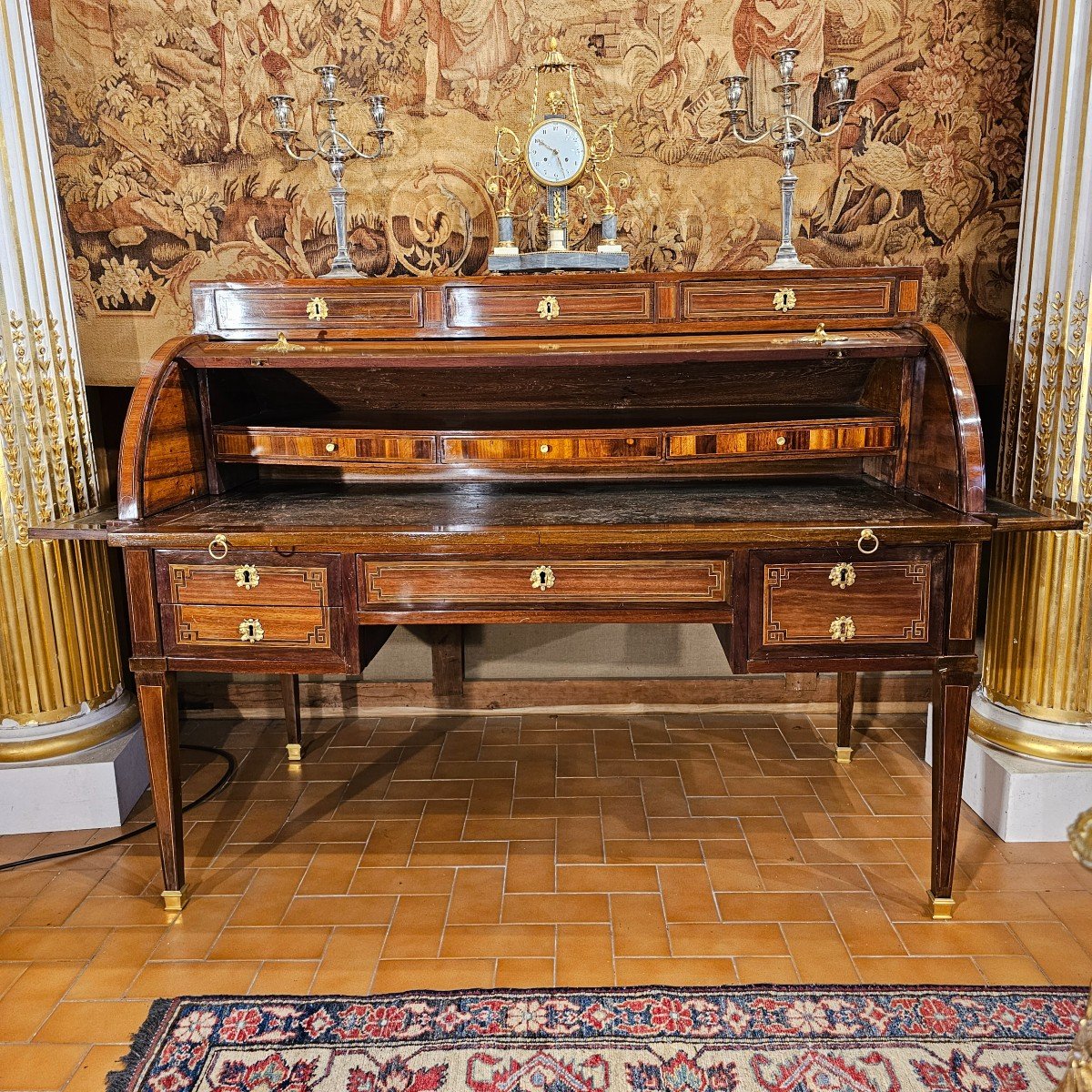 Important Louis XVI Period Cylinder Desk-photo-2