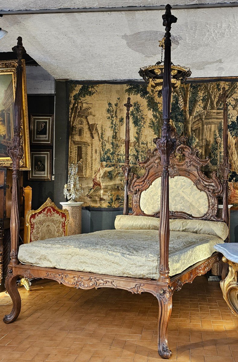 Important 19th Century Column Bed-photo-5