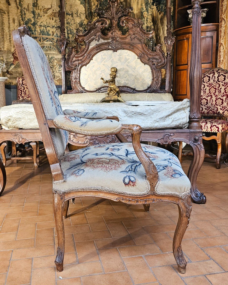 Large Fauteuil Epoque Louis XV-photo-3