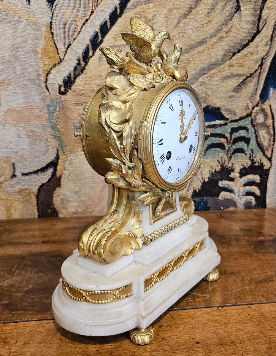 Louis XVI Period Gilt Bronze Clock-photo-3