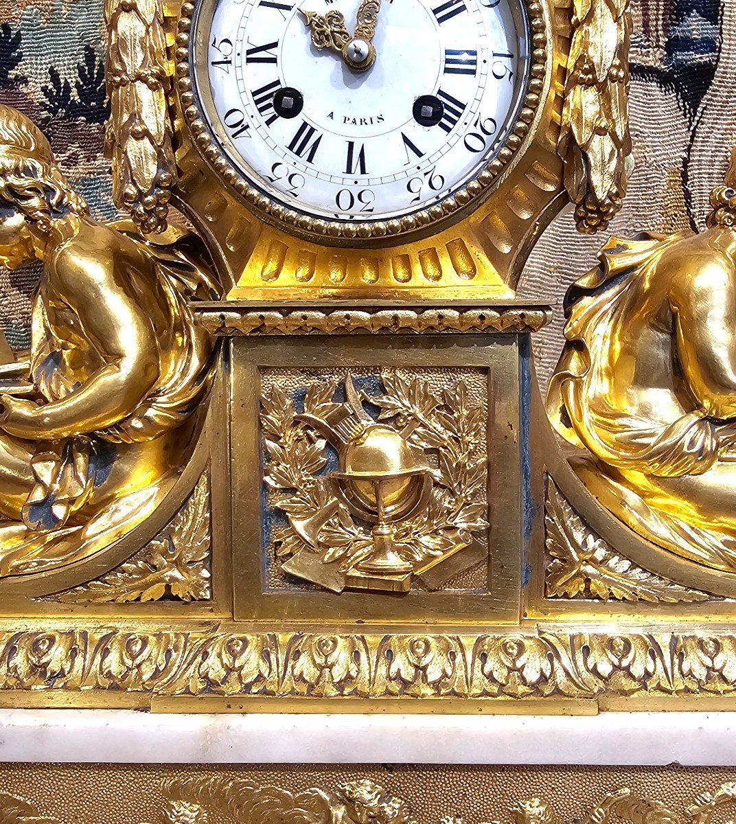 Important Louis XVI Period Gilt Bronze Clock-photo-3