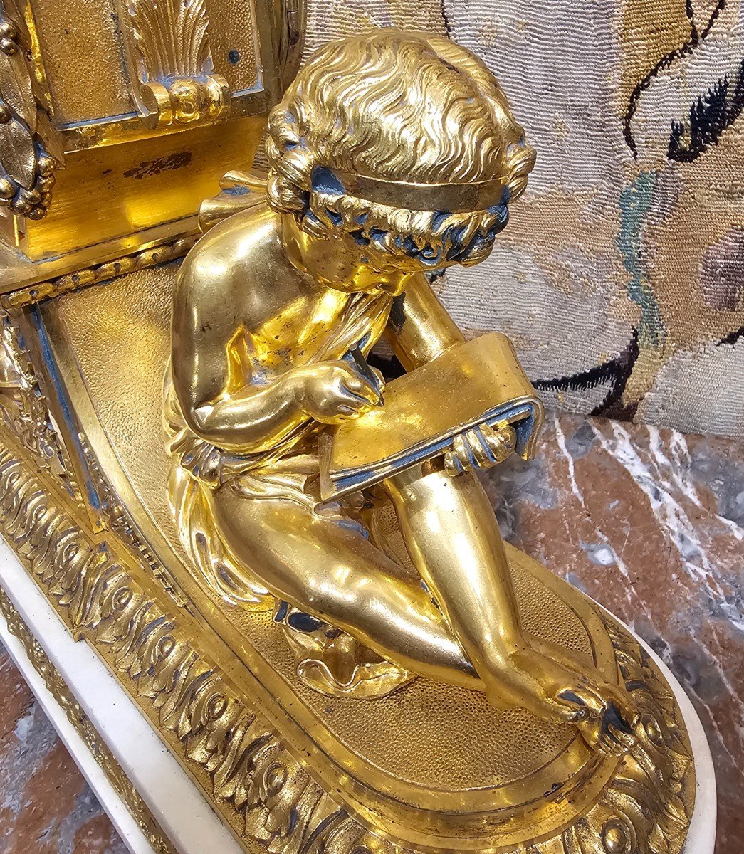 Important Louis XVI Period Gilt Bronze Clock-photo-3