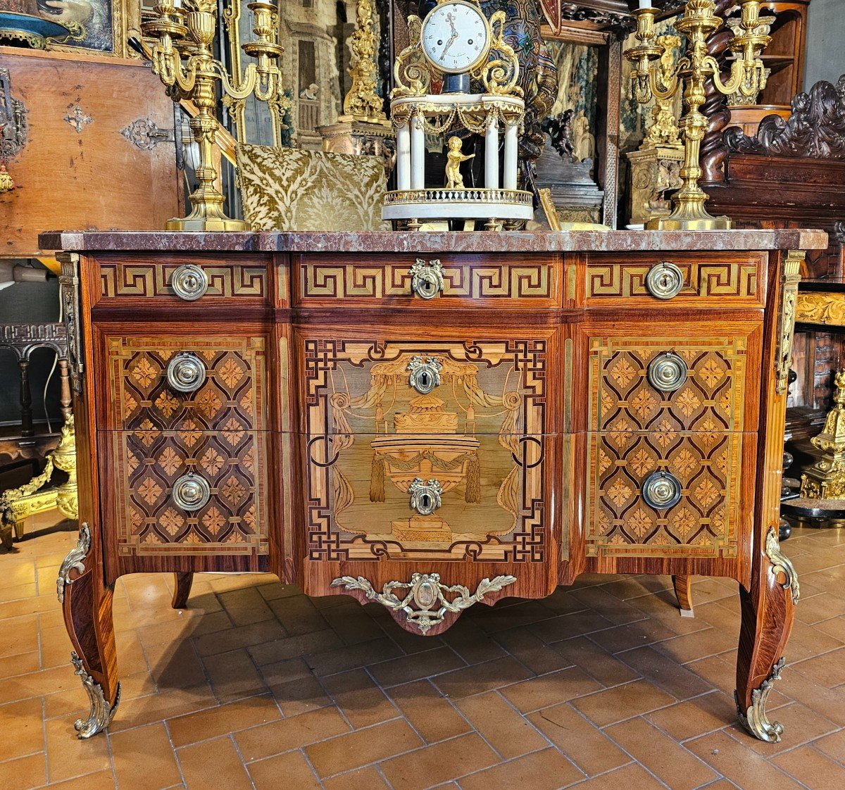 Rare Commode à Ressaut Epoque Transition