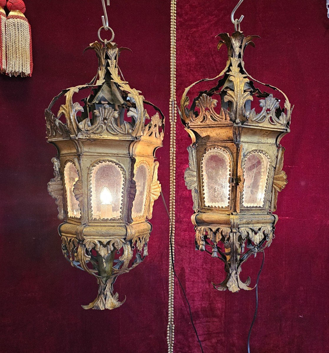 Beautiful Pair Of Louis XV Period Lanterns-photo-2