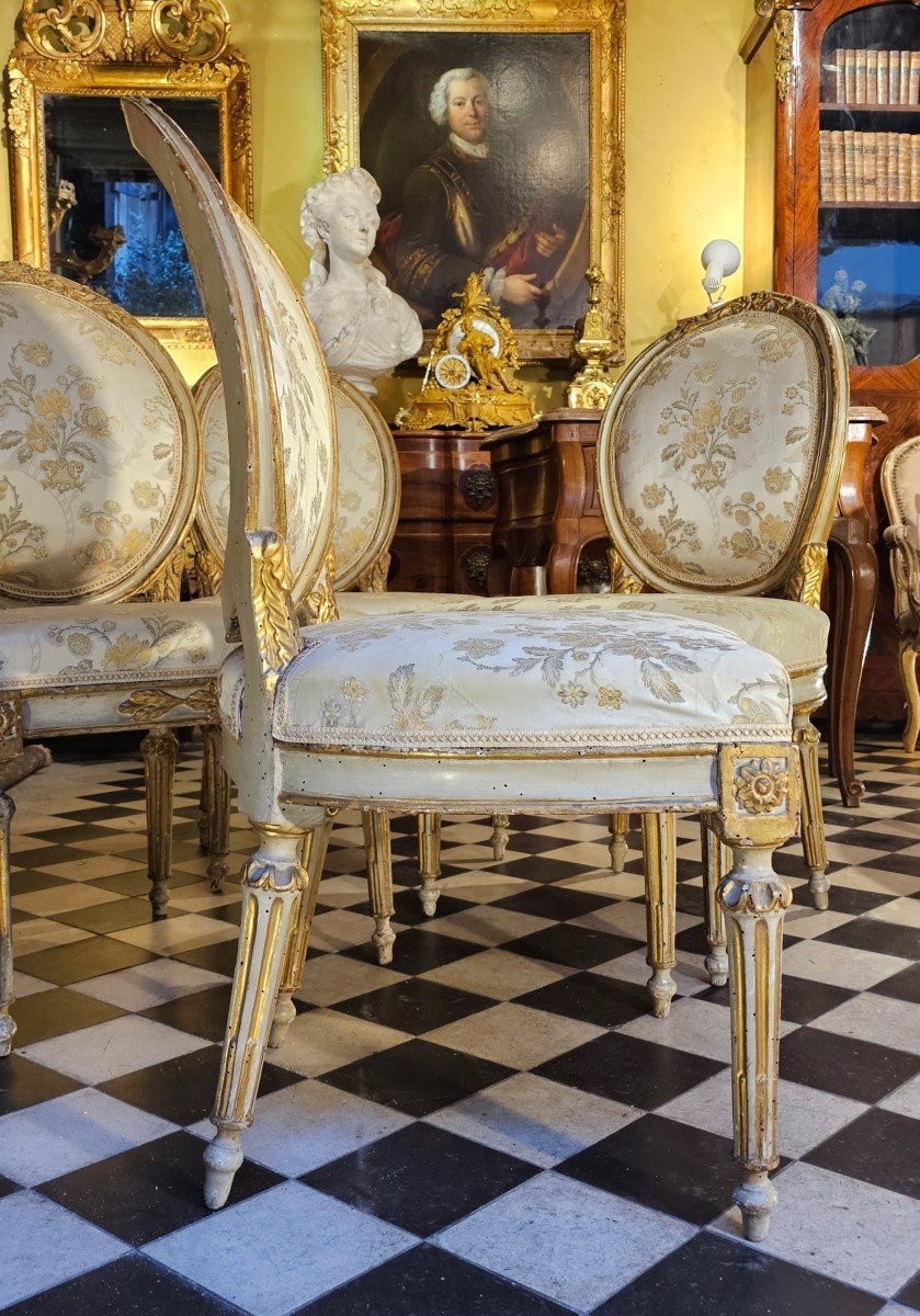 Suite De Quatre Chaises Epoque Louis XVI-photo-3