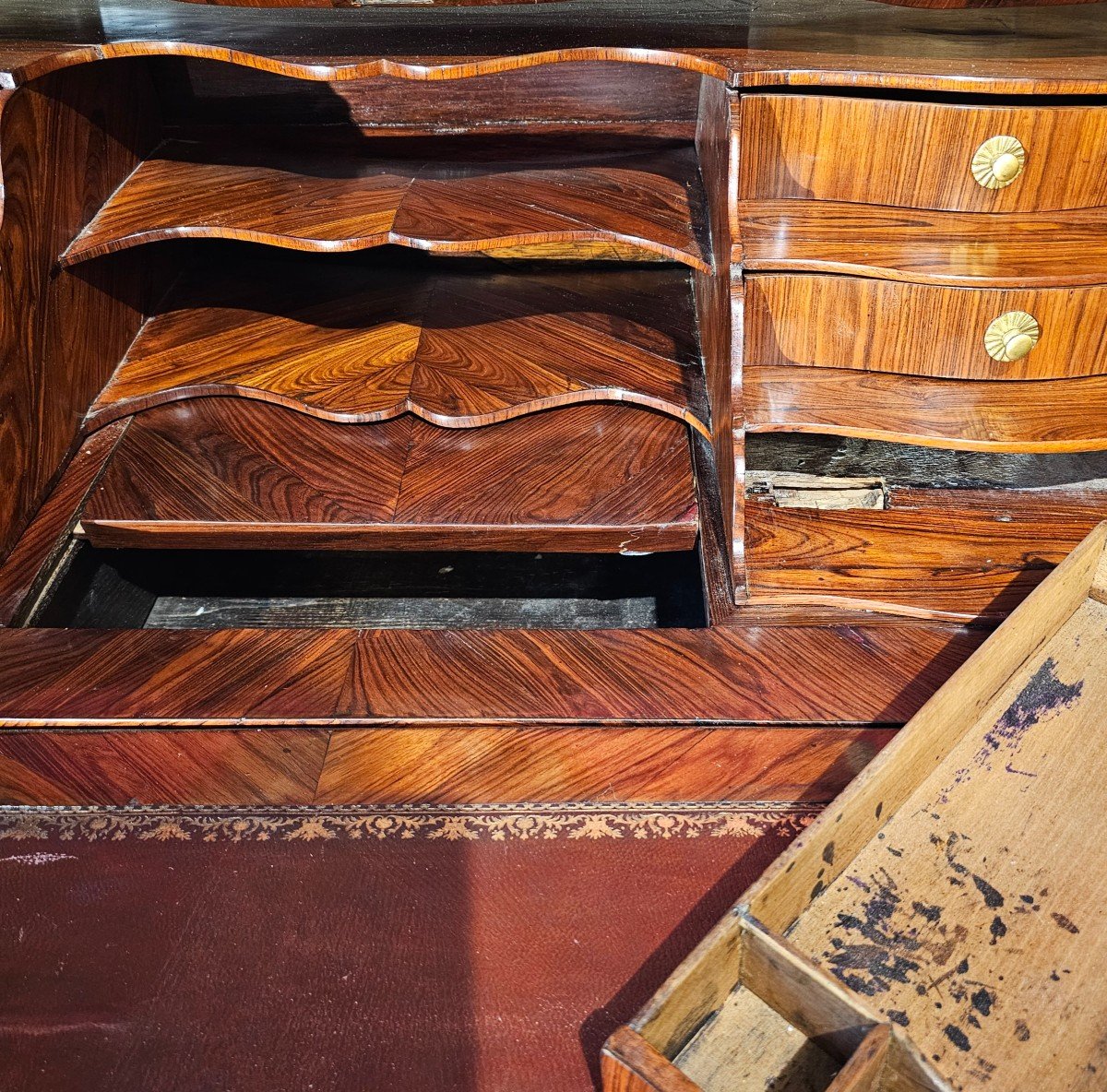 Regency Period Pedestal Desk-photo-4