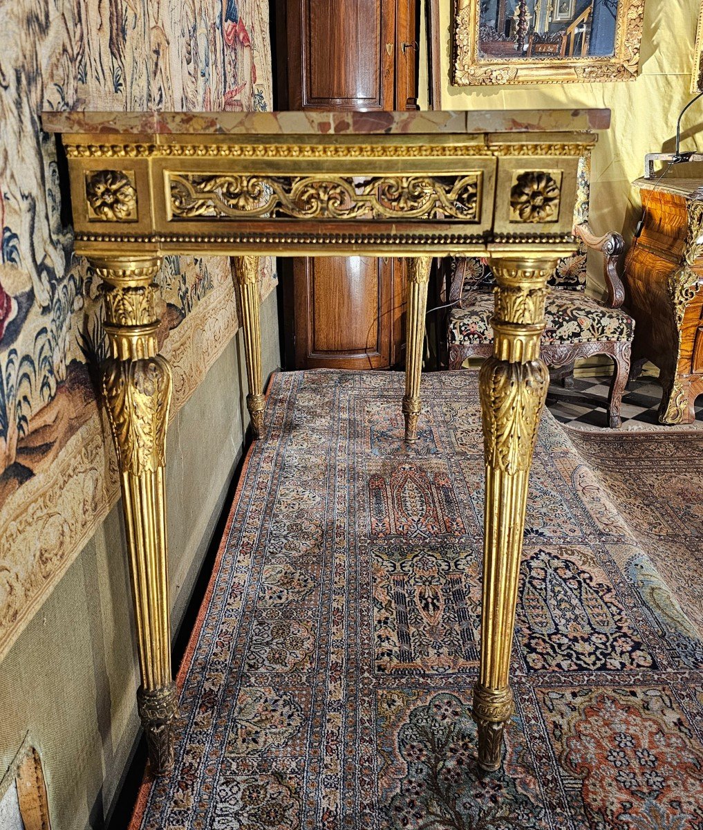 Console En Bois Doré Du XVIIIème Siècle-photo-1