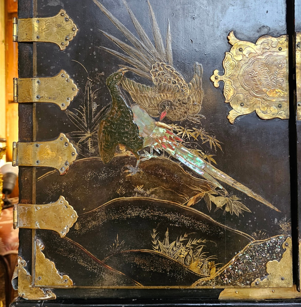 18th Century Lacquer Cabinet-photo-4