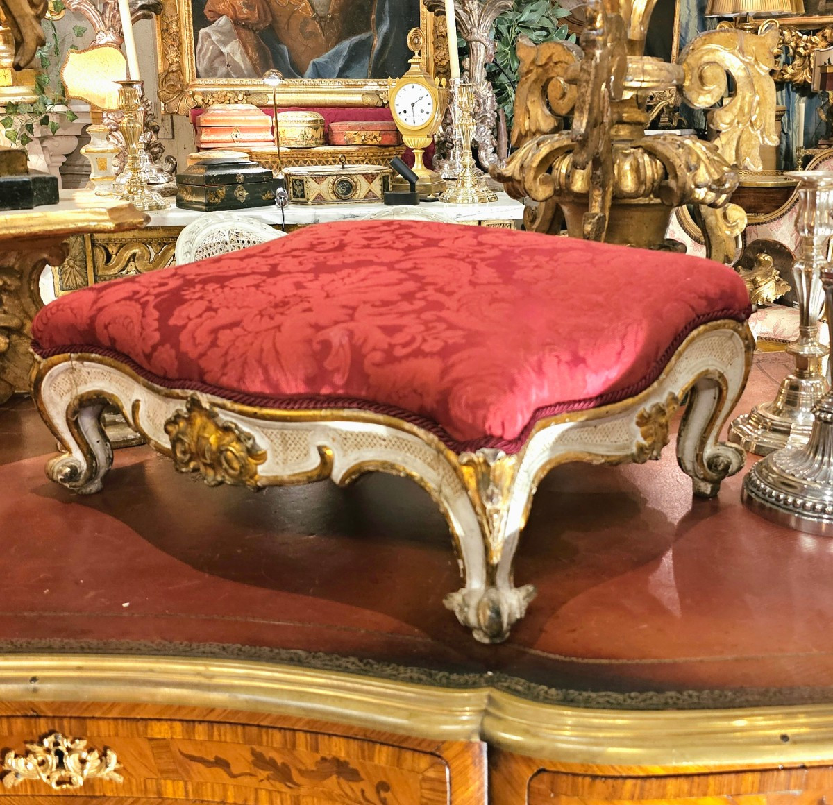 Set Of Eight Stools And Four Footstools, 18th Century-photo-4