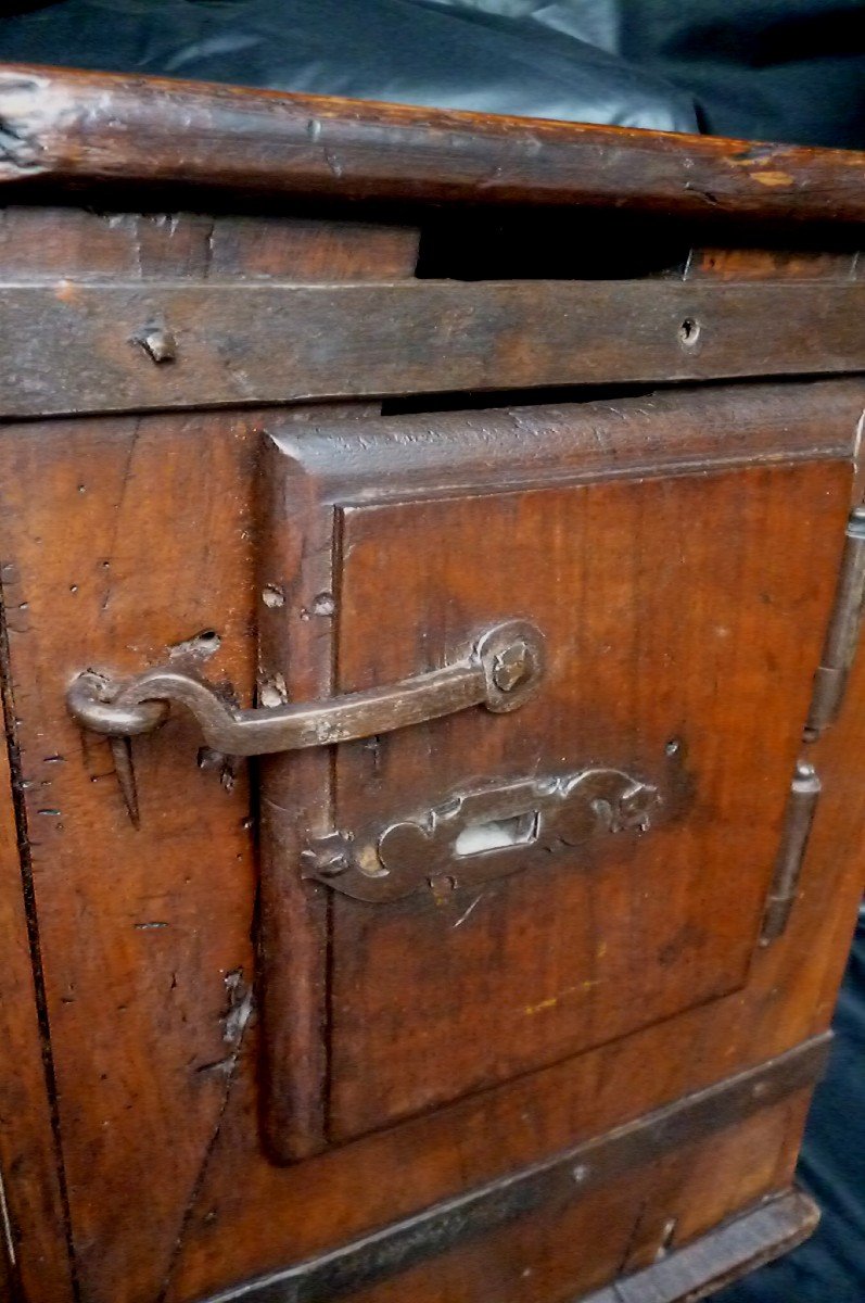 18th Century Church Trunk-photo-1