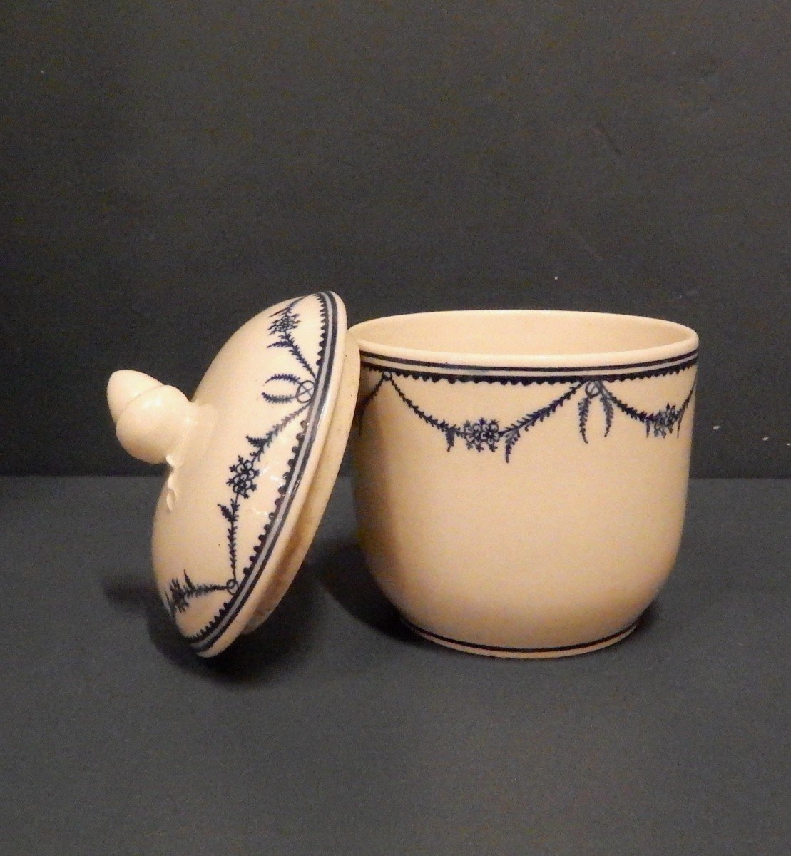 Tournai Porcelain Sugar Pot-photo-4