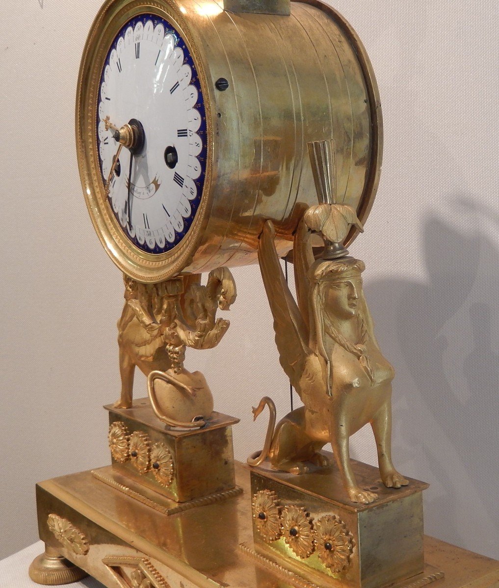 French Gilt Bronze Clock-photo-2