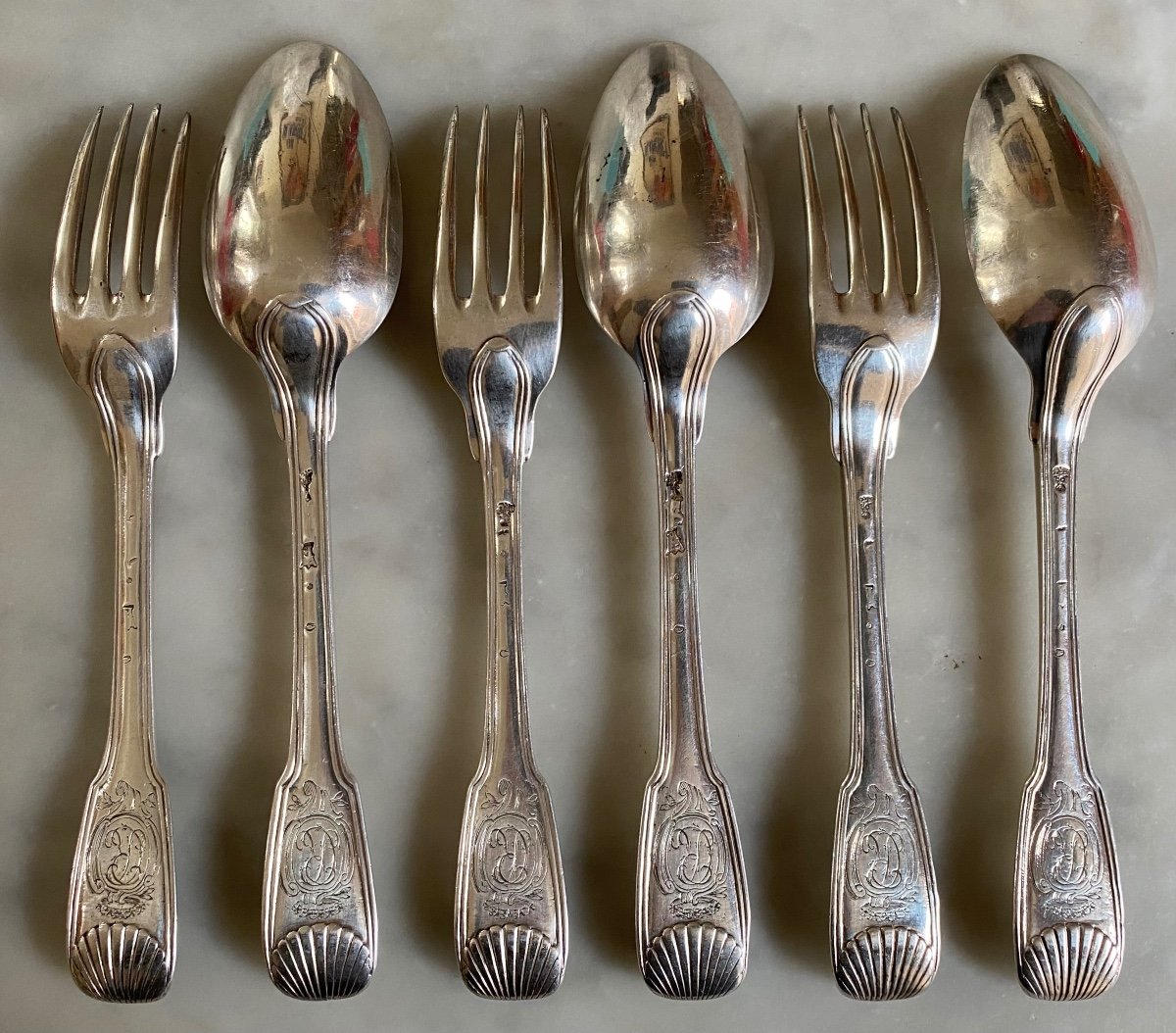 12 Place Settings, Silver, Shell Fillets, 18th Century-photo-7