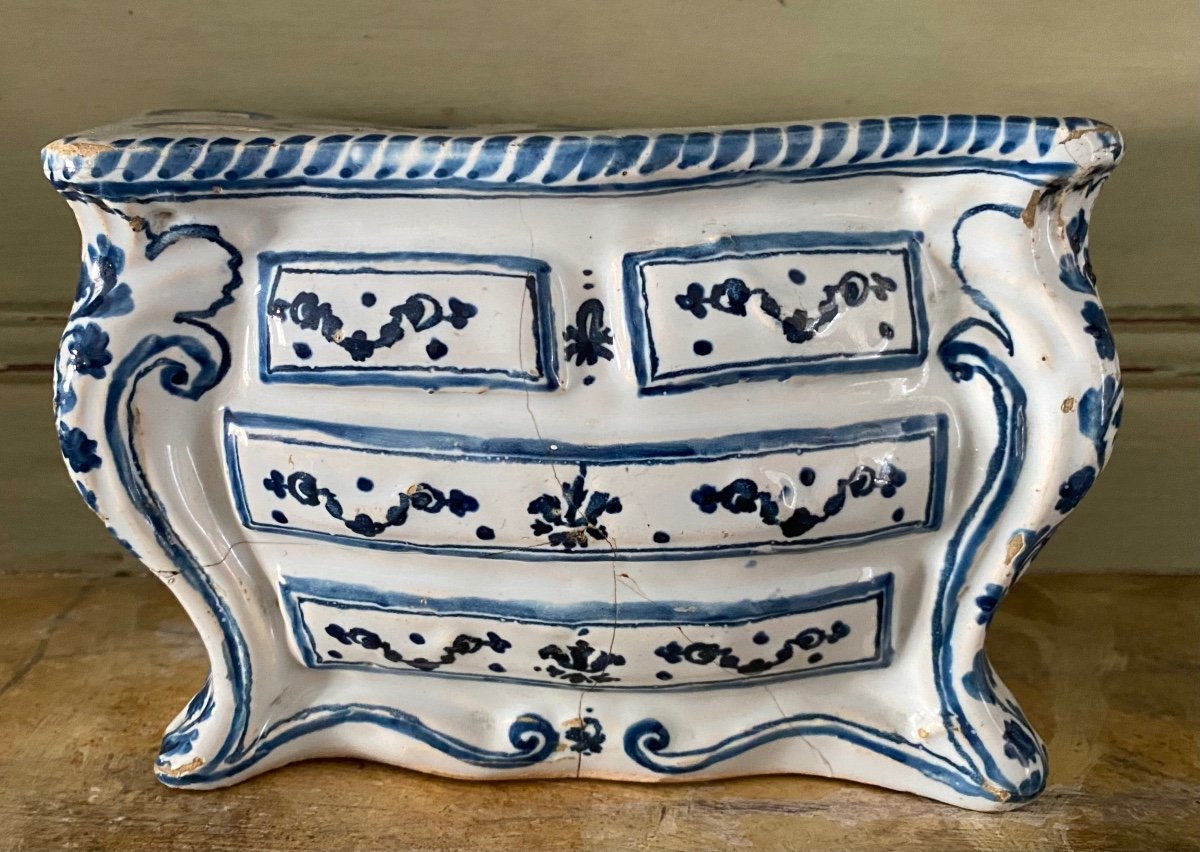 Chest Of Drawers, Flower Pot, Tulip Tree, Earthenware, 18th Century