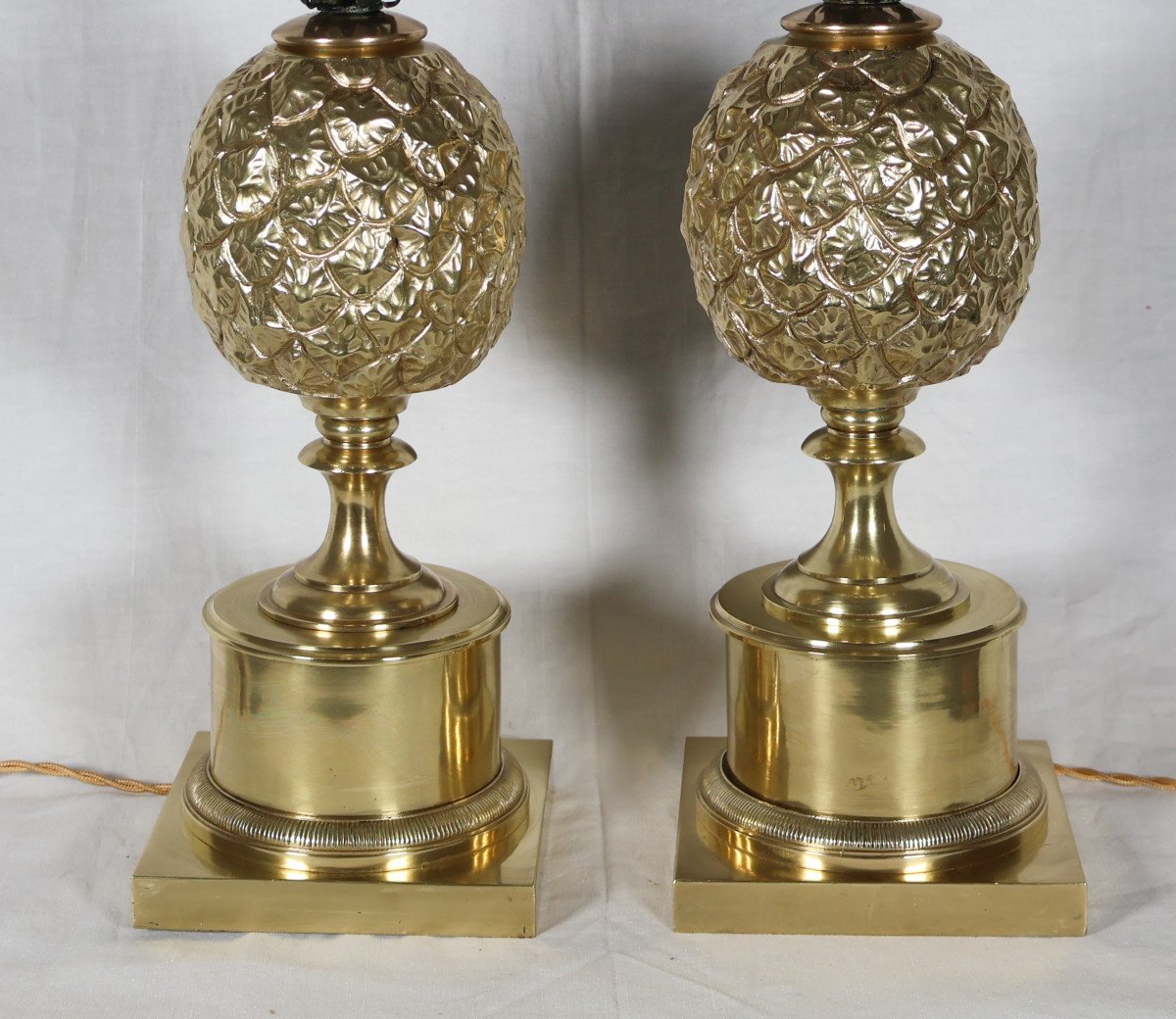 Pair Of Gilt Bronze Pineapple Lamps From The 70s -photo-3