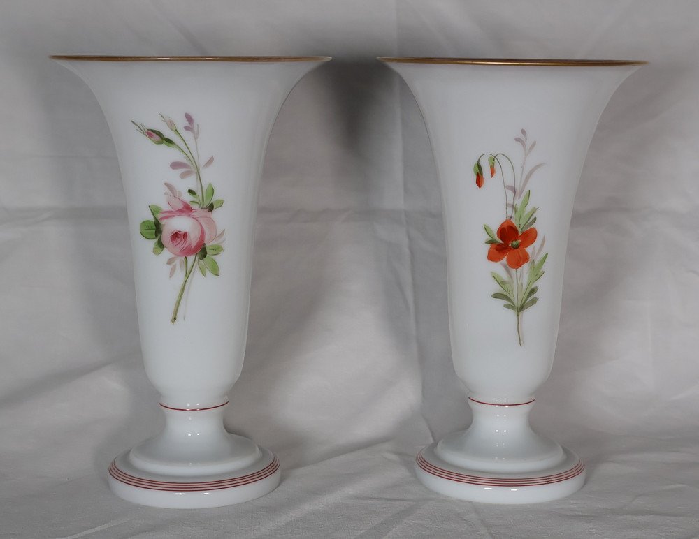 Paire De Vases En Opaline Baccarat Louis Philippe -photo-1