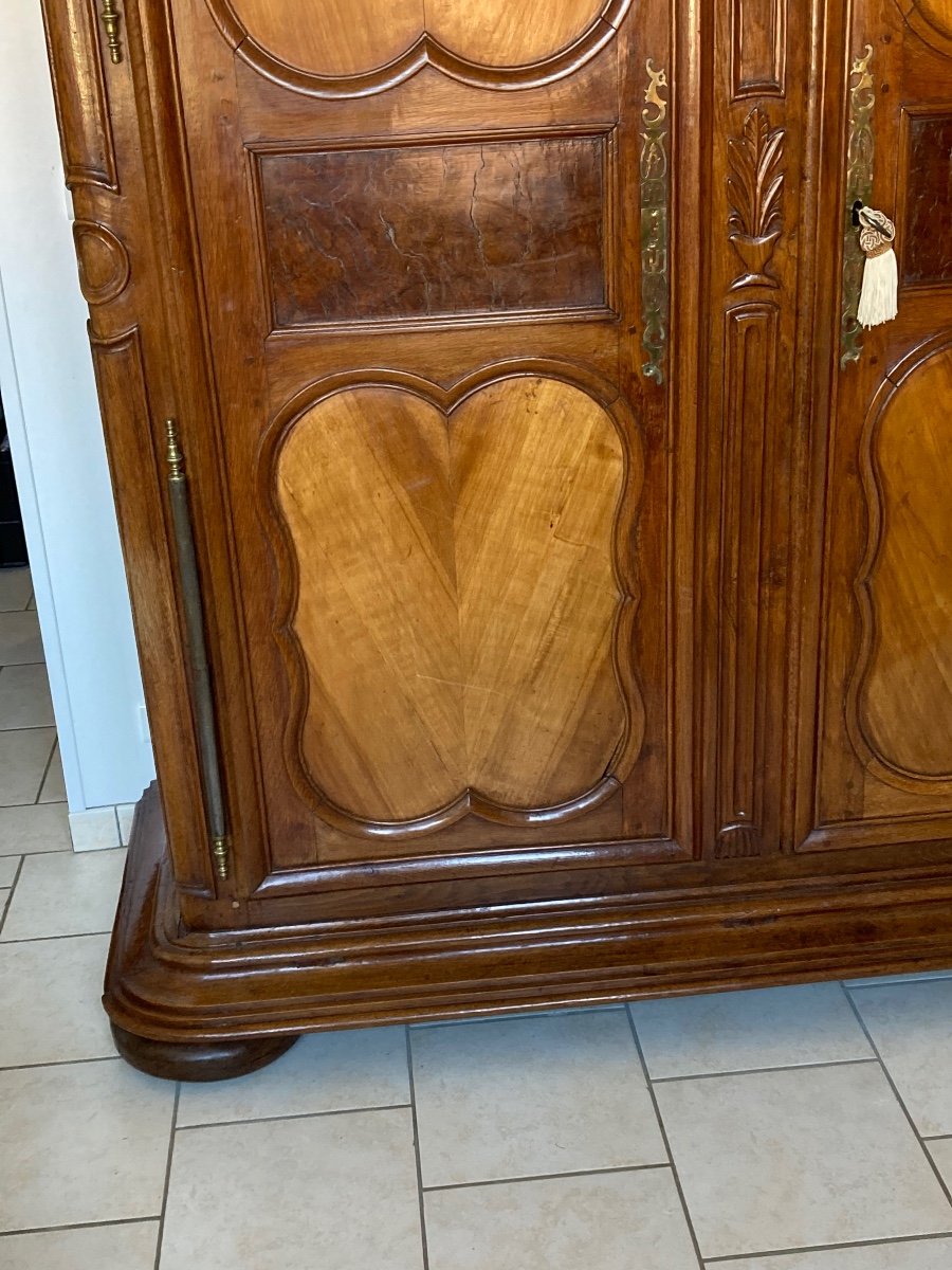 18th Century Lyonnaise Wardrobe-photo-4