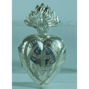 Sacred Heart In Silver 19th Century Devotional Reliquary Relic Box