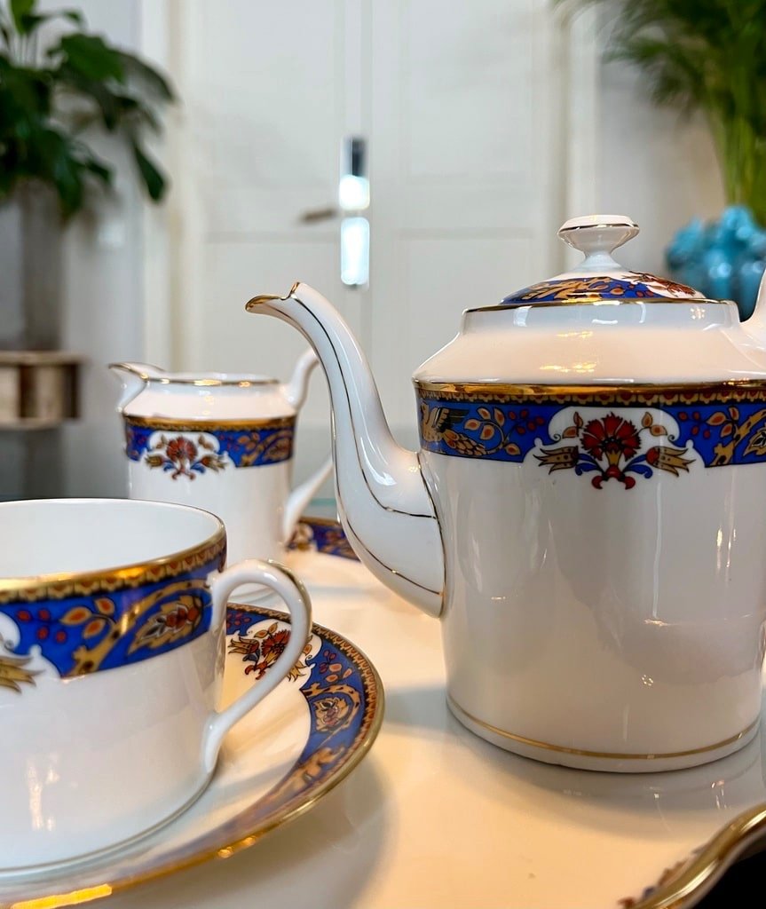 Vintage Tea Set - Porcelain Solitaire-photo-3