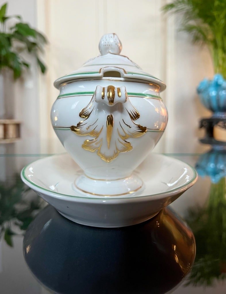 Sauci&egrave;re &agrave; Plateau Avec Couvercle - Porcelaine Vieux Paris -photo-2