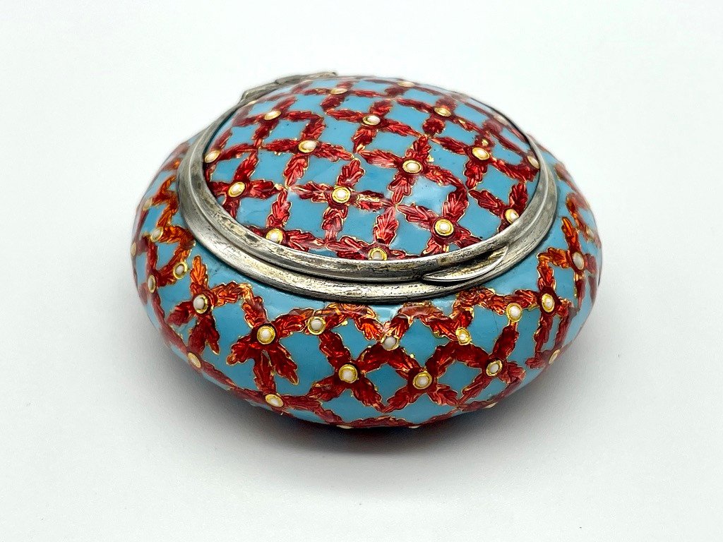 Antique 19th Century Bressans Enamel  And Silver Round Pillbox -photo-2