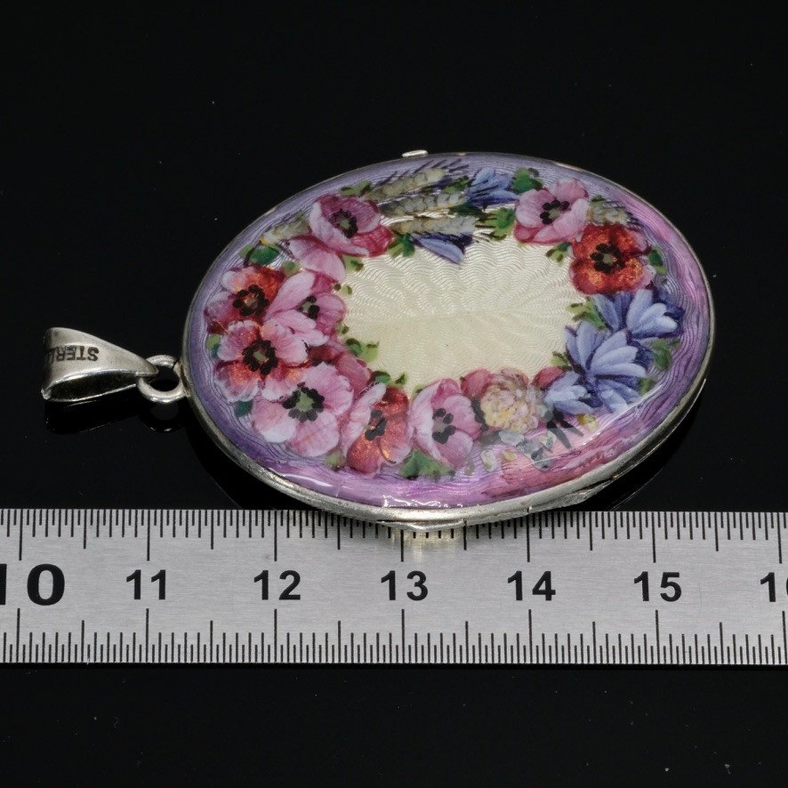 Large Silver Photo Holder Medallion Enamelled With Flowers, Early 20th Century-photo-4