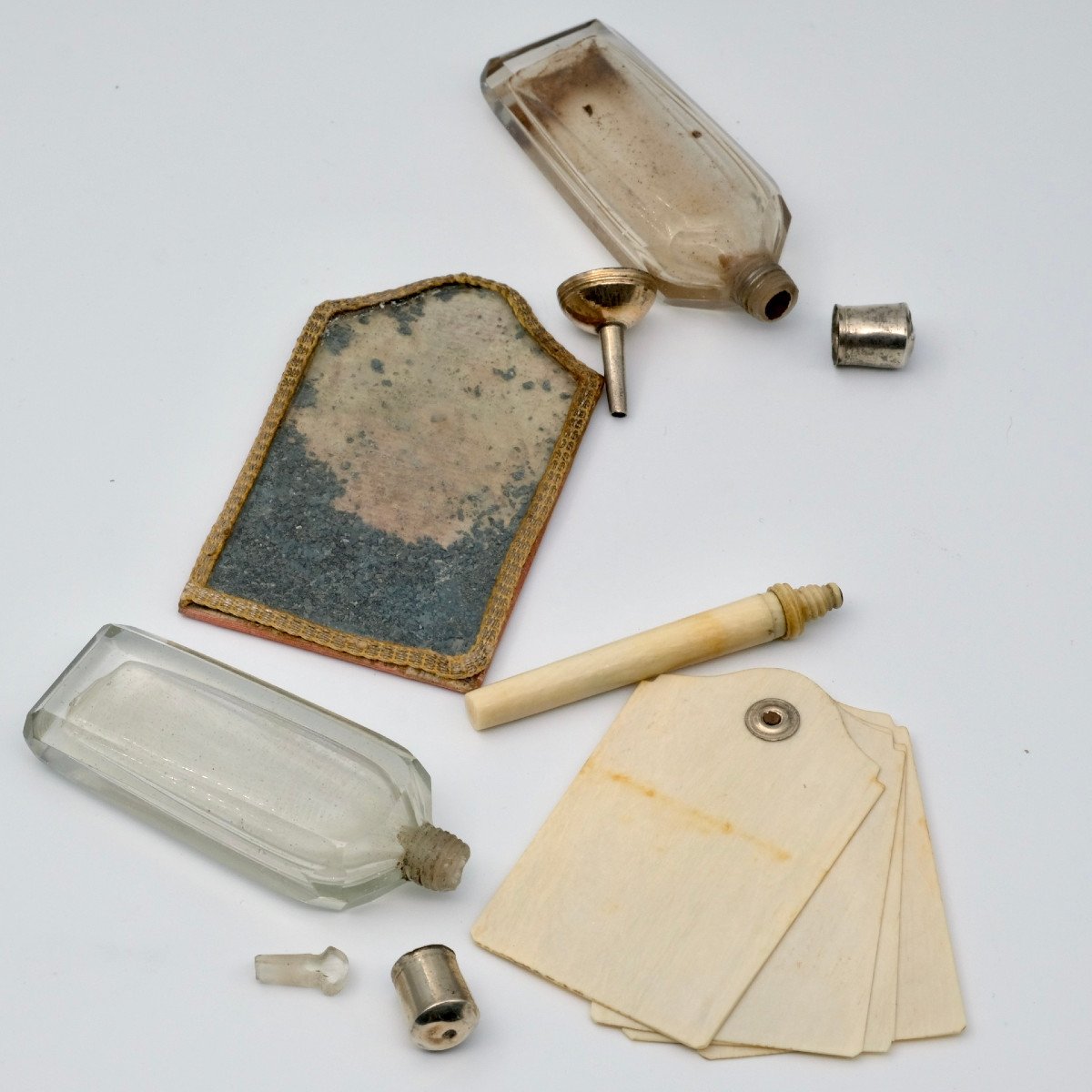 18th Century Galuchat Lady's Kit, Complete-photo-5