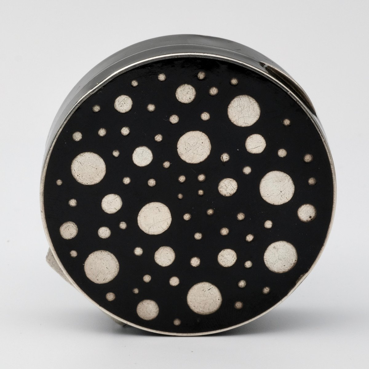 Boite Ronde époque Art Déco Laque Noire Bulles Argent,  Années 1920s-photo-2