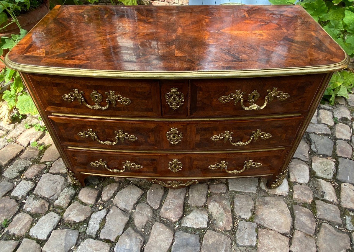 Commode Régence En Placage De Palissandre, Début Du XVIIIème Siècle.