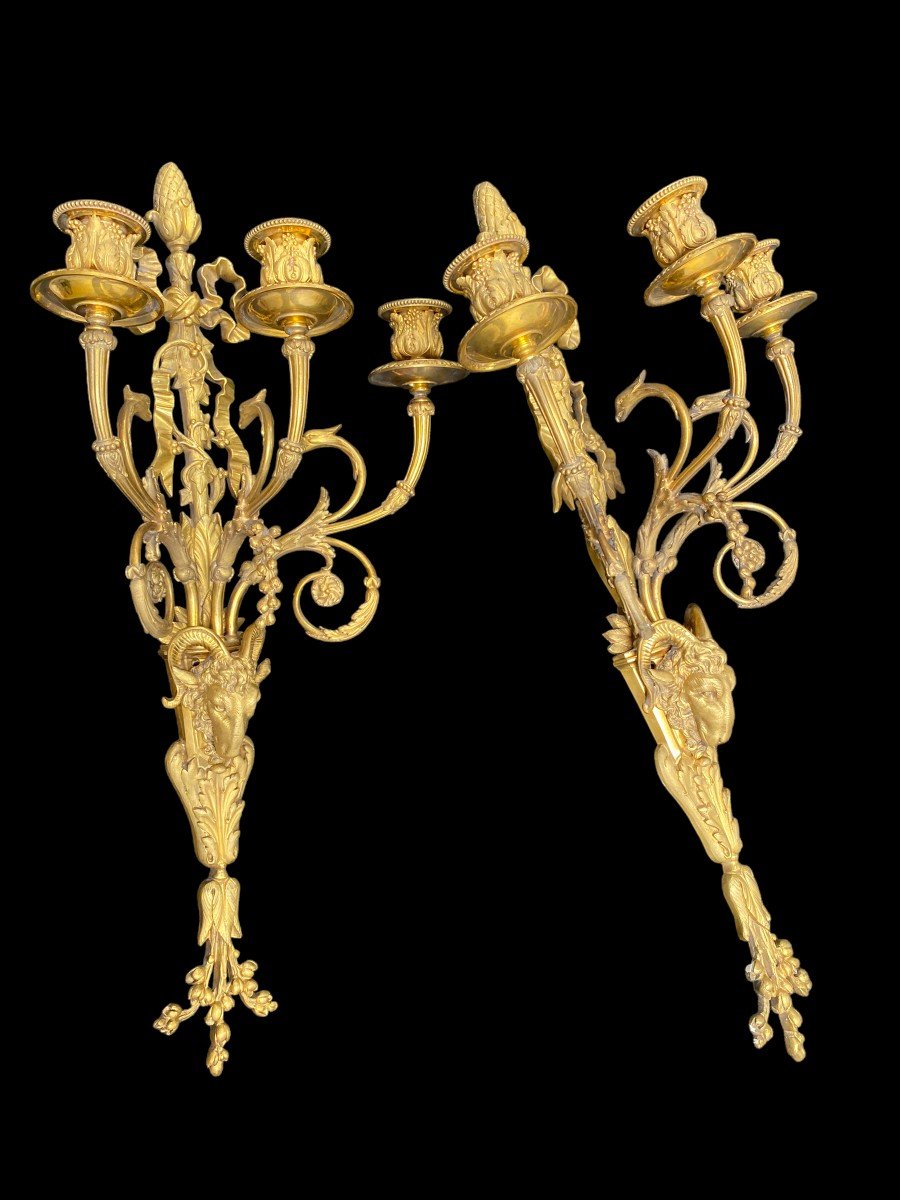 Pair Of XIXth Gilt Bronze Sconces With Goat Heads, In The Style Of Pierre Gouthière-photo-5