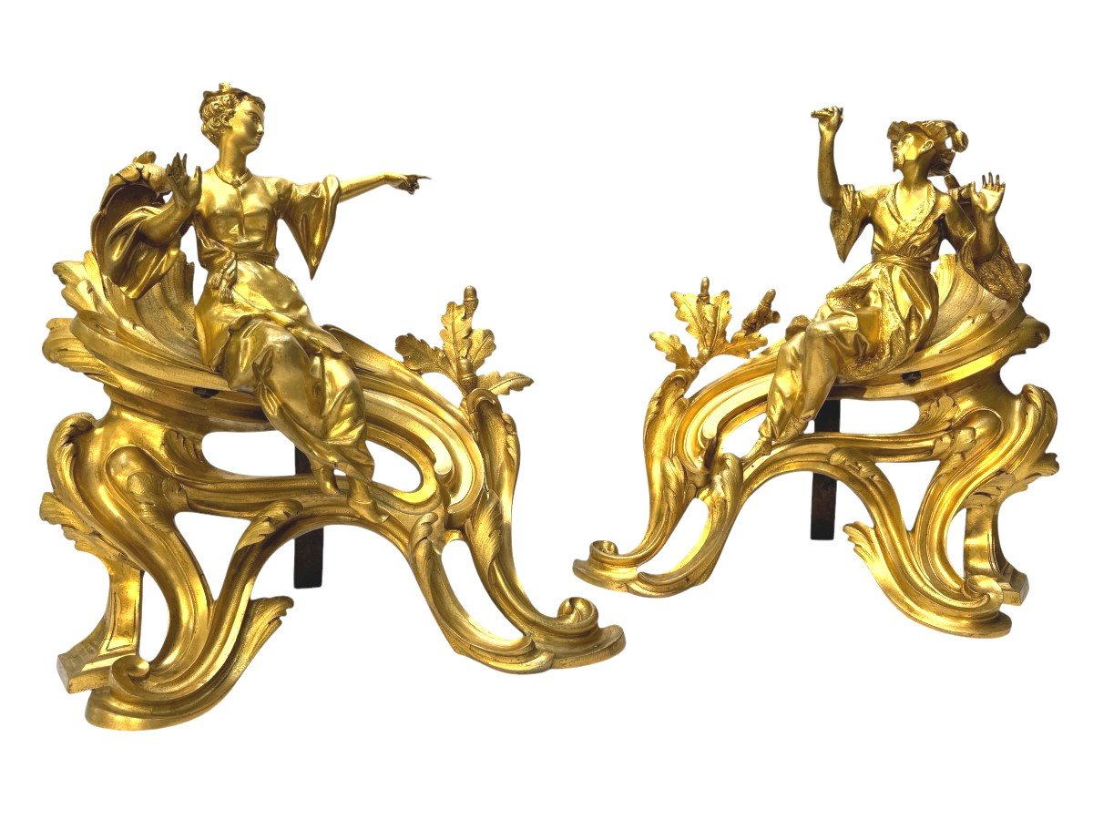 Paire De Chenets "aux Chinois" d'époque Louis XV En Bronze Doré