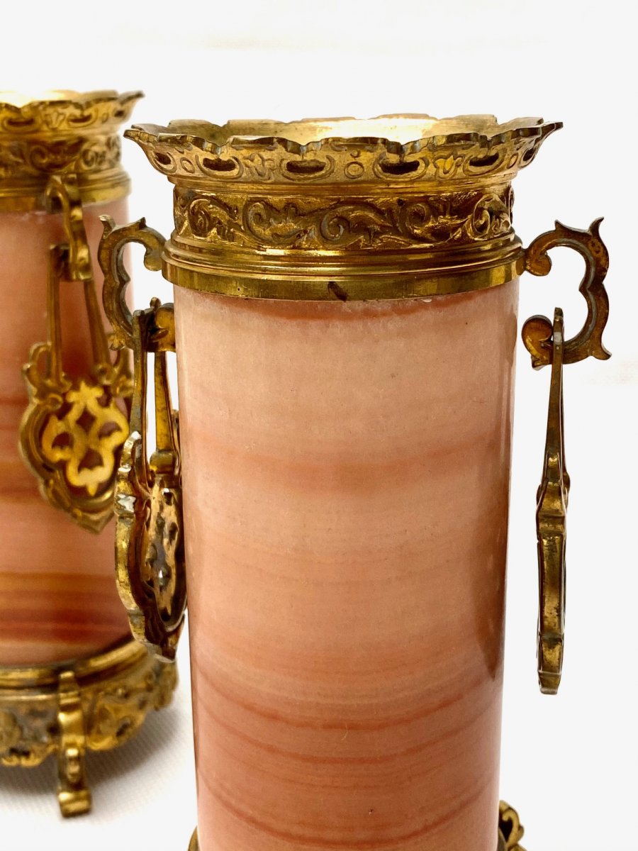 Pair Of French 19th Century Gilt-bronze Mounted Onyx Vases Attributed To G. Viot-photo-1