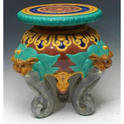 English Early 20th Century Majolica Garden Seat, In The Taste Of Minton Or Brown Westhead Moore & Co