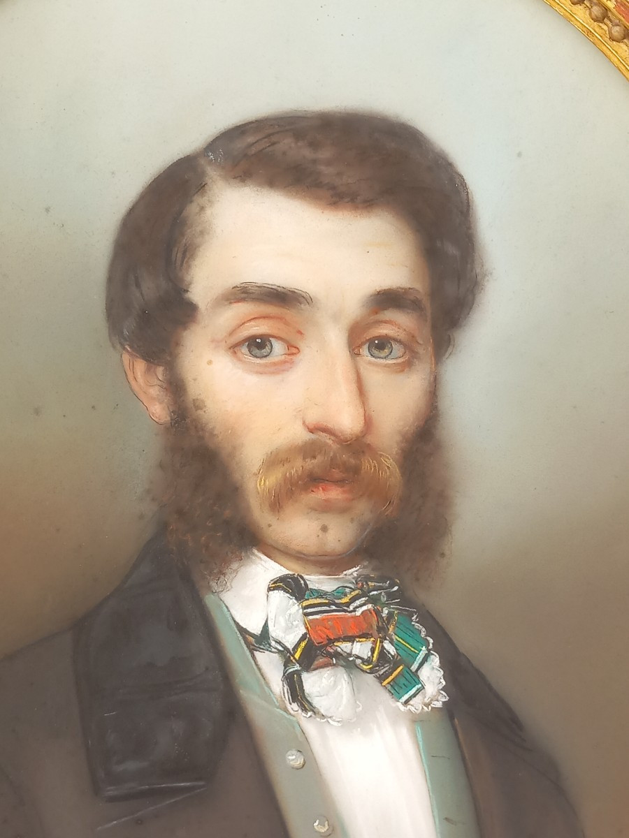 Portait Ovale Au Pastel d'Un élégant Anglais à La Cravate Epoque Louis-philippe XIXe Siècle -photo-2