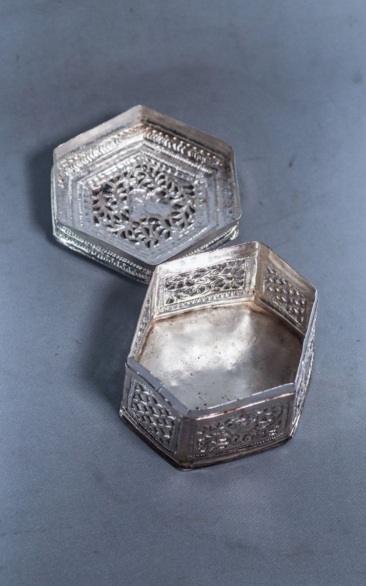 Burma Silver Hexagonal Betel Lime Box 79g-photo-3